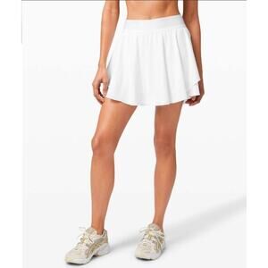Lululemon Court Rival High Rise Skirt size 6
